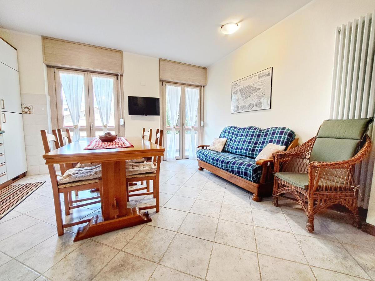Casa Alpina - Appartamento アオスタ エクステリア 写真